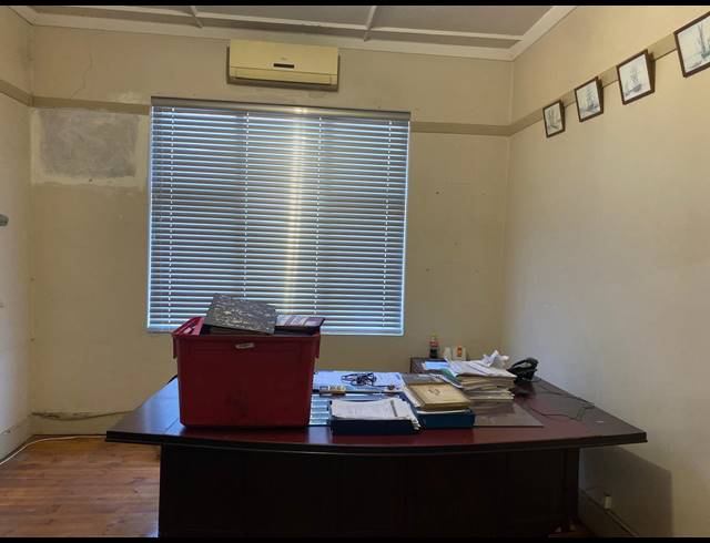 120M² OFFICE FOR SALE IN UMBILO